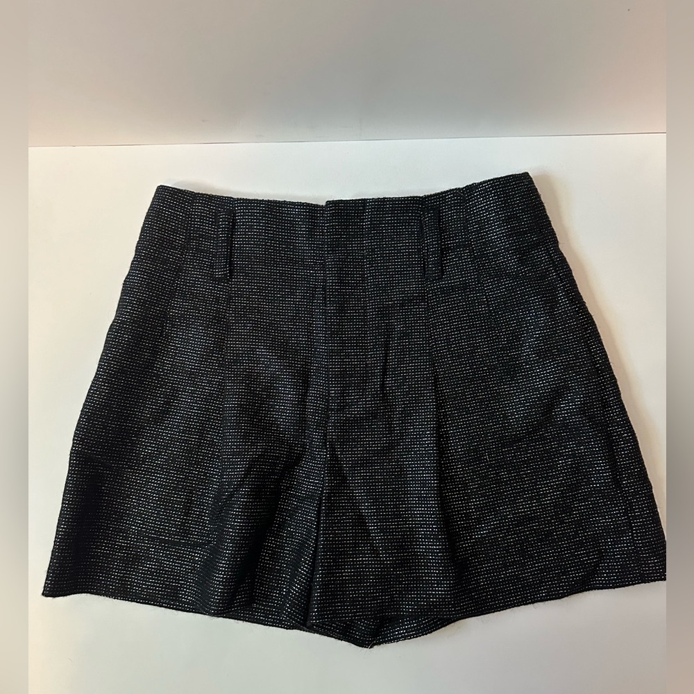 ALICE + OLIVIA BLACK SHORTS SIZE 2